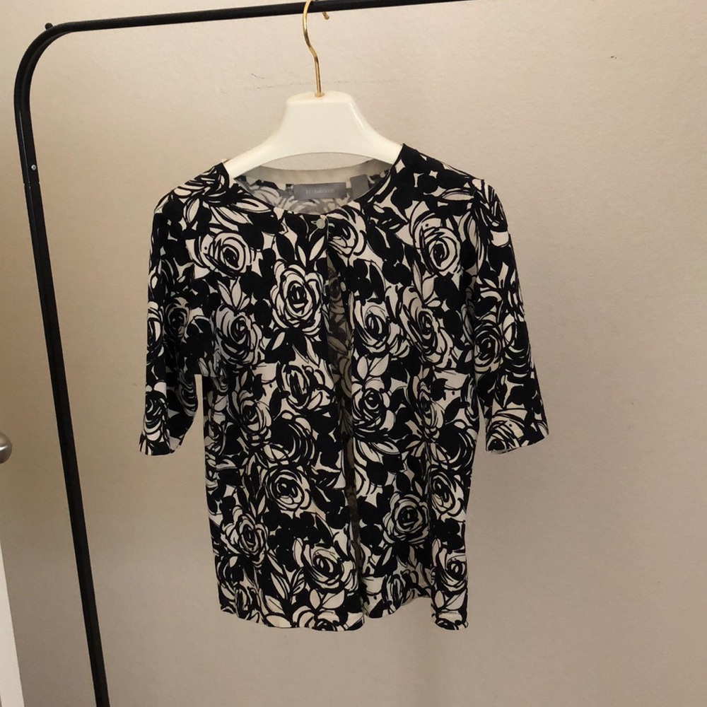 Liz Claiborne’s sweater